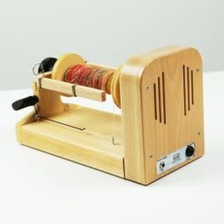 Louet Jenn-E Electric Spinning Wheel W/ Carry Bag(Louet Jenn E Electric Spinning Wheel W Carry Bag) -The Woolery Store LOU SP0104c 23925